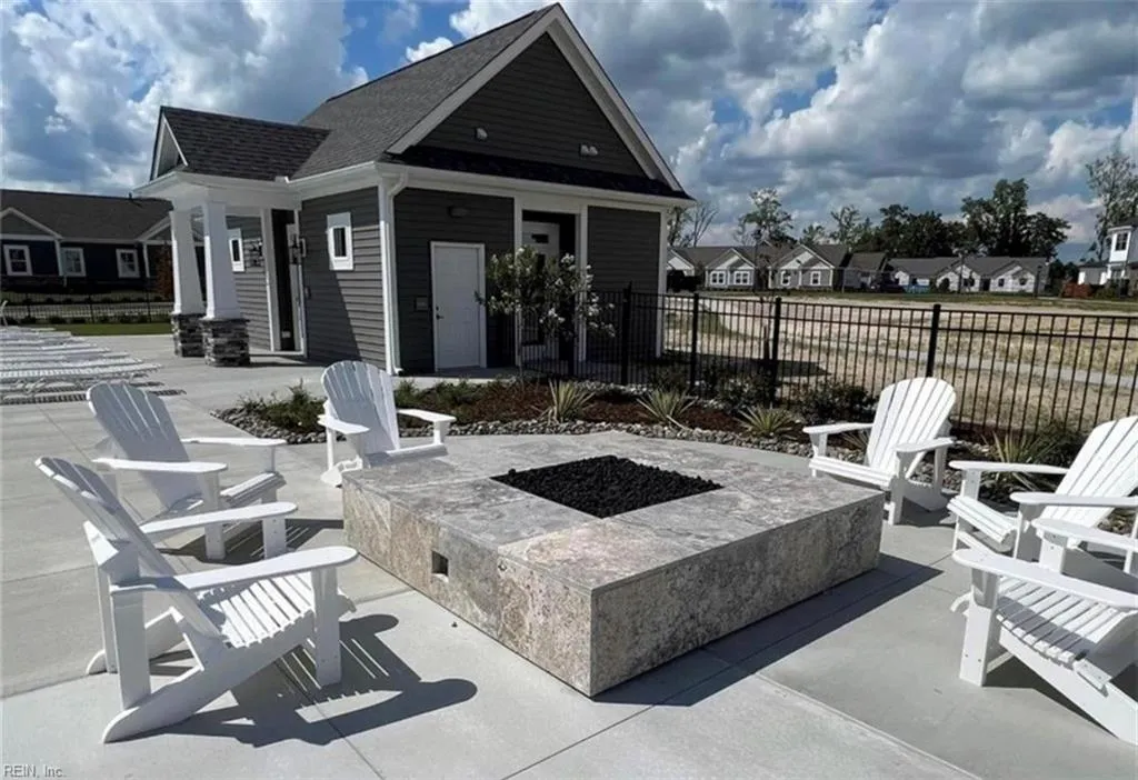 Suffolk, Virginia 23435, United States, 3 Bedrooms Bedrooms, ,3 BathroomsBathrooms,Residential,Active,39446