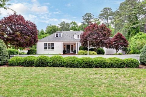 102 Riverside DR Newport News VA 23606