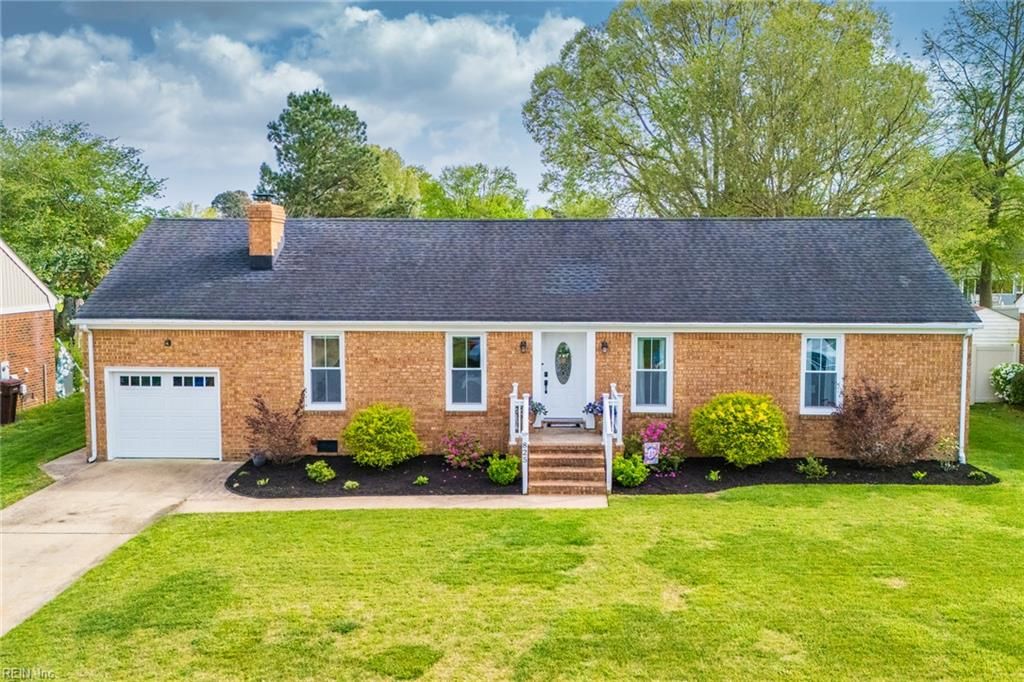 Photo of 825 Loblolly Court, Chesapeake, VA 23322 (MLS # 10628521)