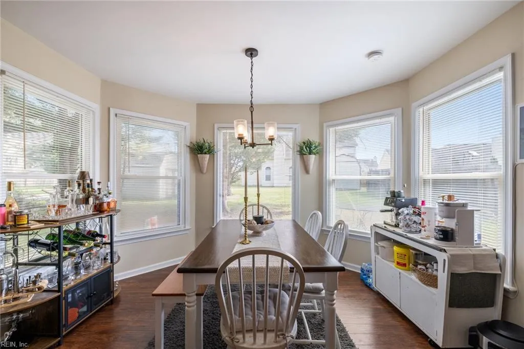 Virginia Beach, Virginia 23456, United States, 4 Bedrooms Bedrooms, ,3 BathroomsBathrooms,Residential,Pending,135026