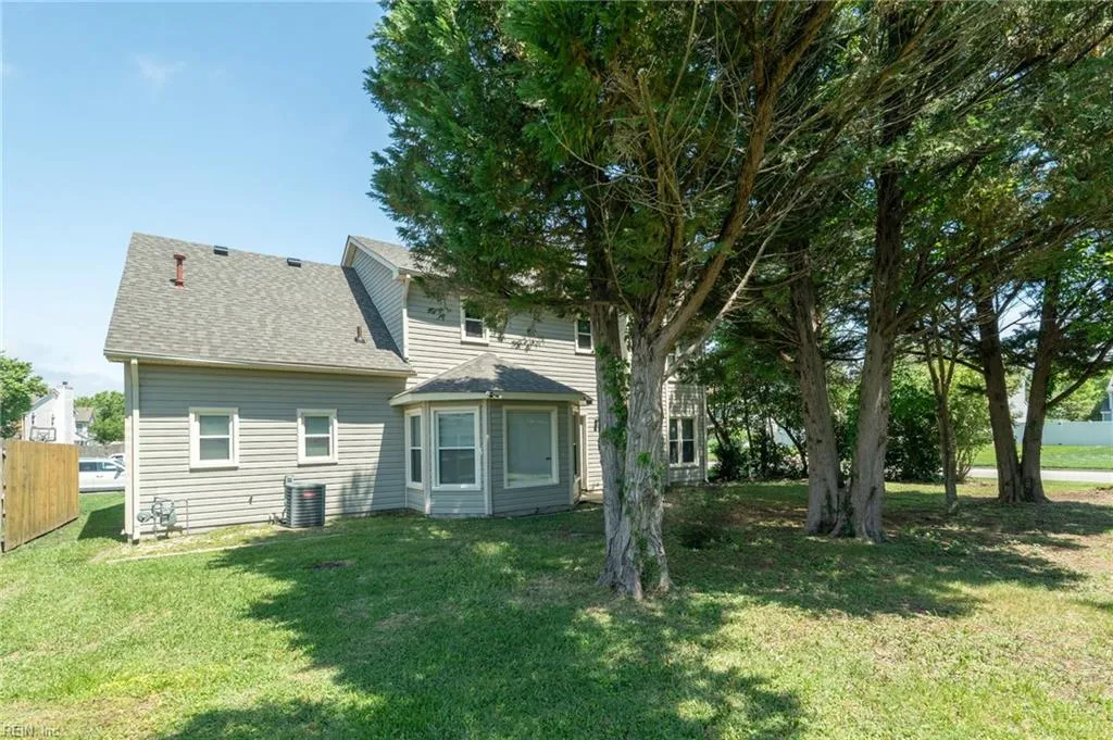 Virginia Beach, Virginia 23456, United States, 4 Bedrooms Bedrooms, ,3 BathroomsBathrooms,Residential,Pending,135026