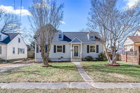 3433 E Bonner Drive, Norfolk, VA 23513 - #: 10578053