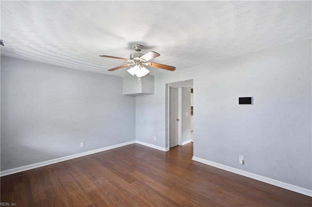 Photo of 1902 Bay Avenue, Hampton, VA 23661 (MLS # 10651048)