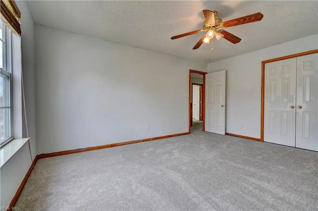 Virginia Beach, Virginia 23453, United States, 4 Bedrooms Bedrooms, ,3 BathroomsBathrooms,Residential,Pending,26570