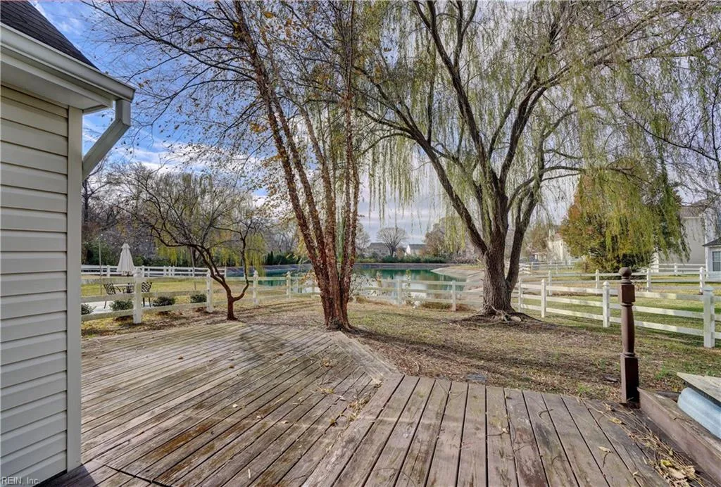 Virginia Beach, Virginia 23453, United States, 4 Bedrooms Bedrooms, ,3 BathroomsBathrooms,Residential,Pending,26570