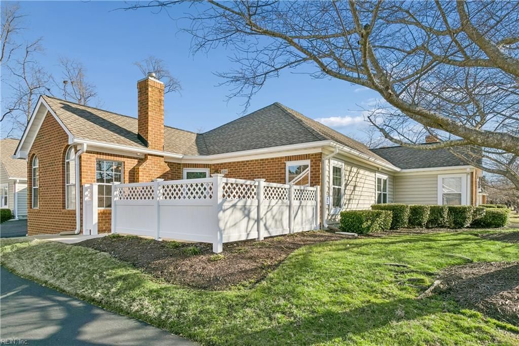 Photo of 236 Timberline Loop, Yorktown, VA 23692 (MLS # 10621511)