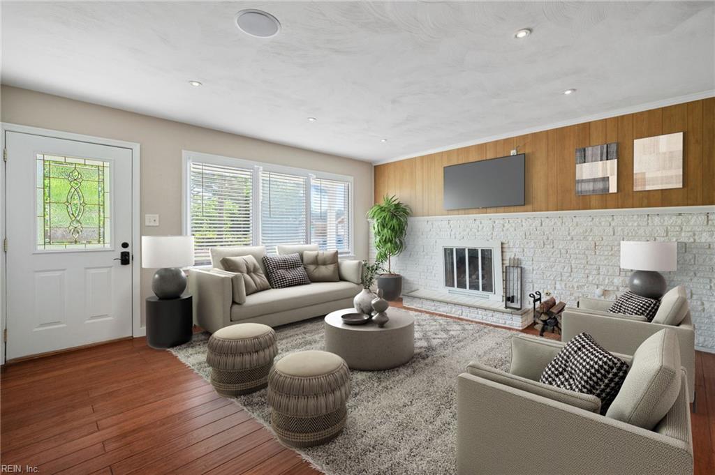 725 Lord Nelson DR