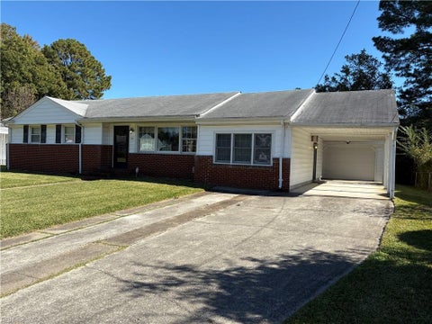 Photo for 611 Nottingham RD