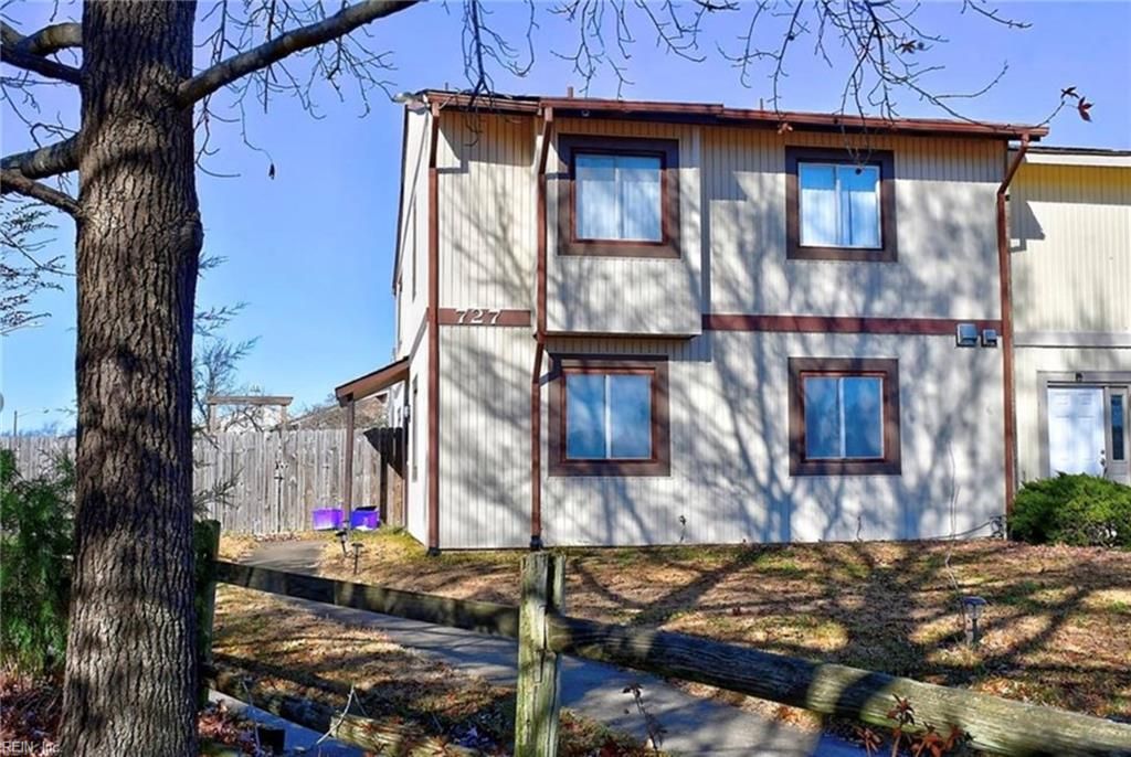 Photo of 727 Alder Circle, Virginia Beach, VA 23462 (MLS # 10629373)