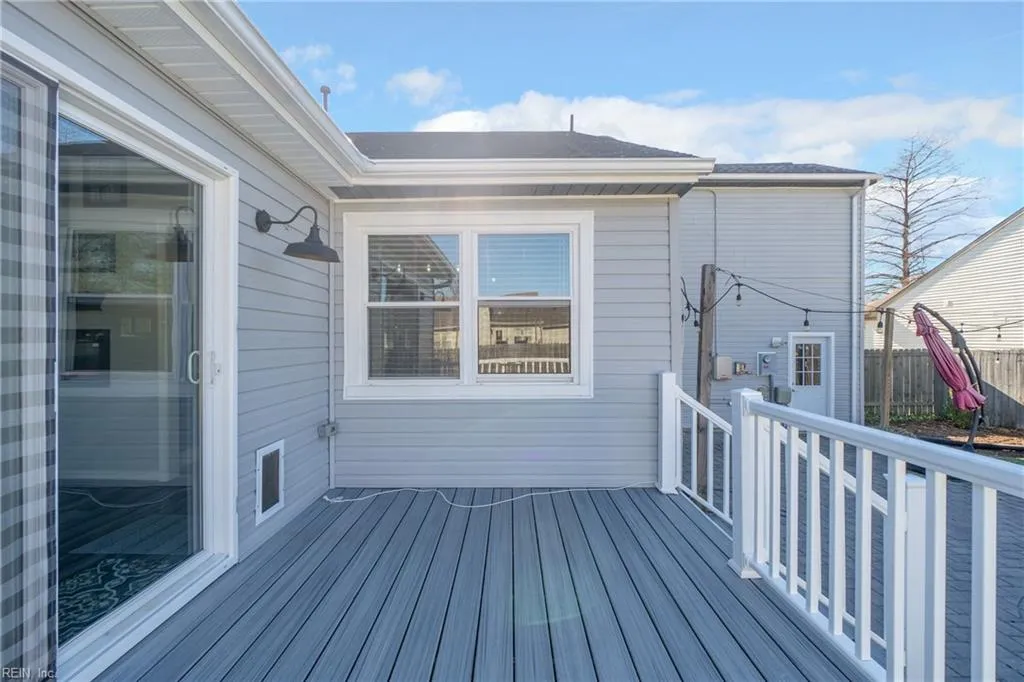 Chesapeake, Virginia 23323, United States, 4 Bedrooms Bedrooms, ,2 BathroomsBathrooms,Residential,Pending,20838