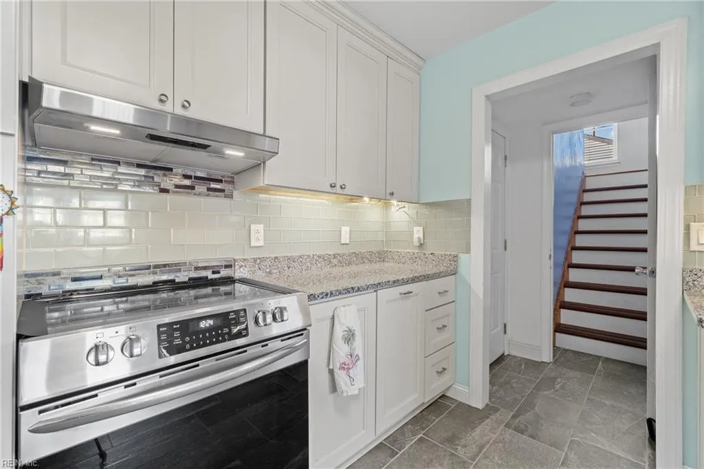 Chesapeake, Virginia 23323, United States, 4 Bedrooms Bedrooms, ,2 BathroomsBathrooms,Residential,Pending,20838