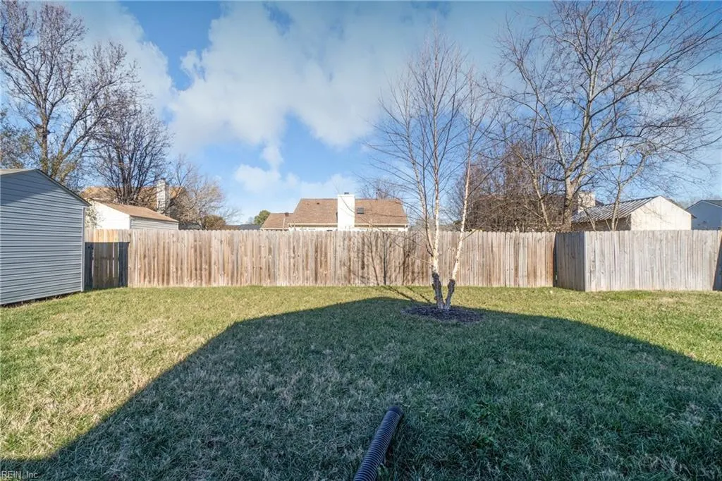 Chesapeake, Virginia 23323, United States, 4 Bedrooms Bedrooms, ,2 BathroomsBathrooms,Residential,Pending,20838