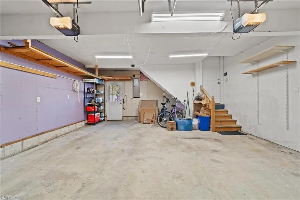 Chesapeake, Virginia 23323, United States, 4 Bedrooms Bedrooms, ,2 BathroomsBathrooms,Residential,Pending,20838