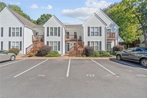 Photo of 722 Ironwood Drive, Yorktown, VA 23693 (MLS # 10605172)