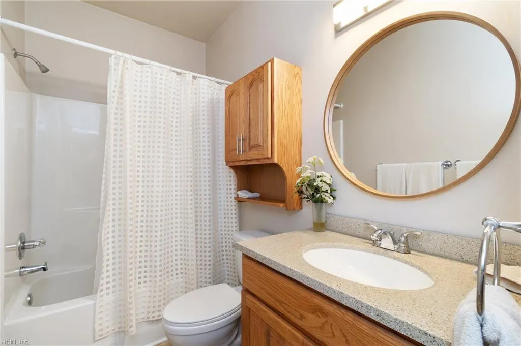 Chesapeake, Virginia 23321, United States, 4 Bedrooms Bedrooms, ,4 BathroomsBathrooms,Residential,Pending,140823