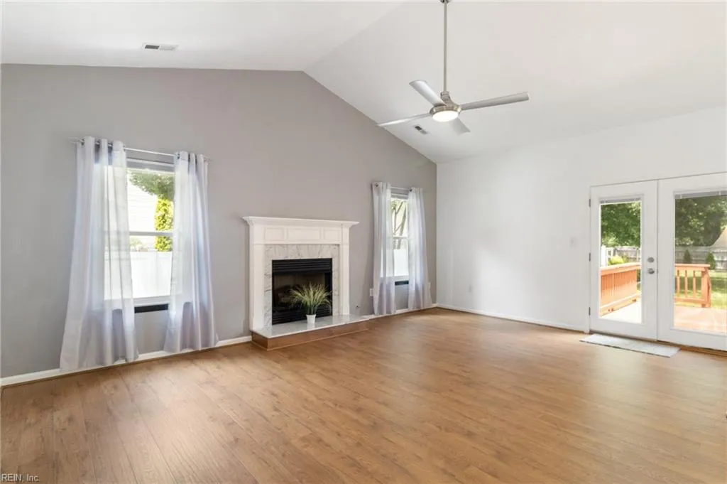 Chesapeake, Virginia 23321, United States, 4 Bedrooms Bedrooms, ,4 BathroomsBathrooms,Residential,Pending,140823