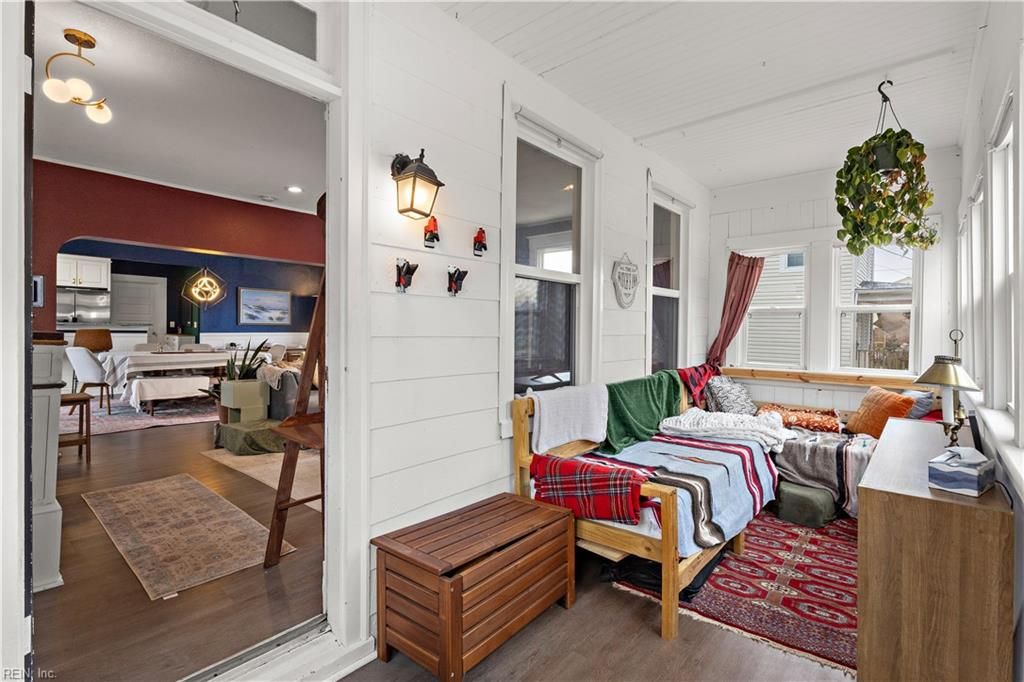 Photo of 306 N Mallory St Street, Hampton, VA 23663 (MLS # 10621453)