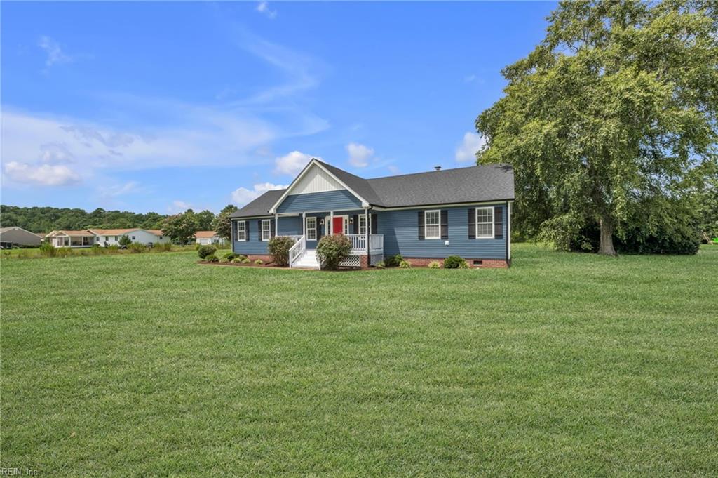 Photo of 332 South End Road, Knotts Island, NC 27950 (MLS # 10646687)