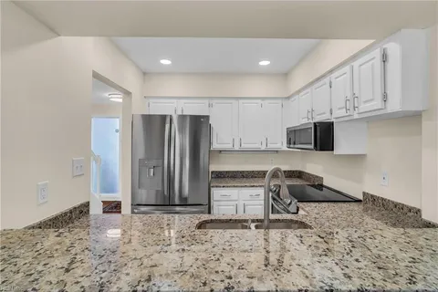MLS: 10570405