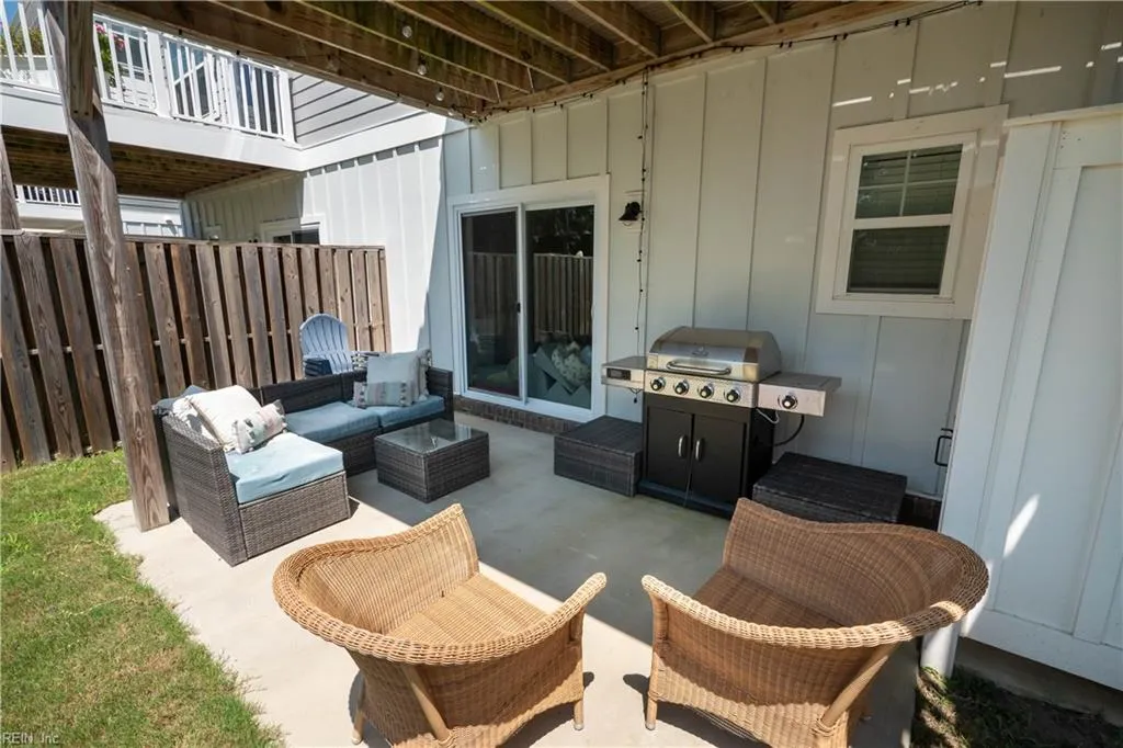 Virginia Beach, Virginia 23451, United States, 4 Bedrooms Bedrooms, ,4 BathroomsBathrooms,Residential,Active,178147