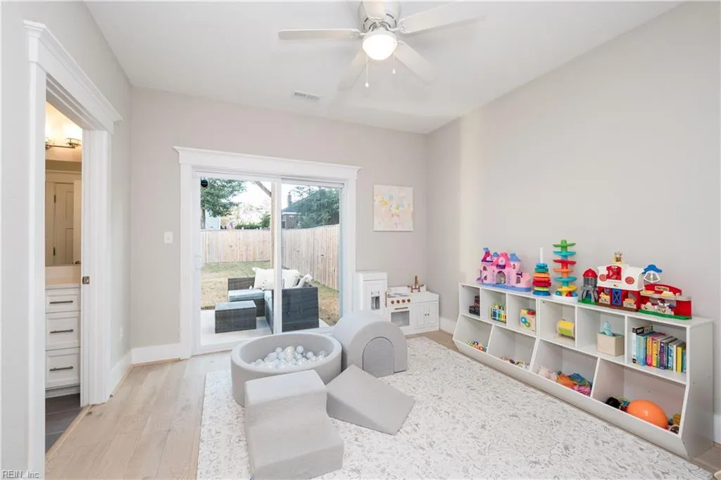 Virginia Beach, Virginia 23451, United States, 4 Bedrooms Bedrooms, ,4 BathroomsBathrooms,Residential,Active,178147