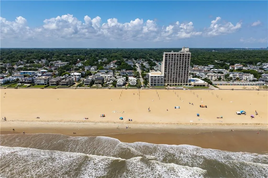 Virginia Beach, Virginia 23451, United States, 4 Bedrooms Bedrooms, ,4 BathroomsBathrooms,Residential,Active,178147