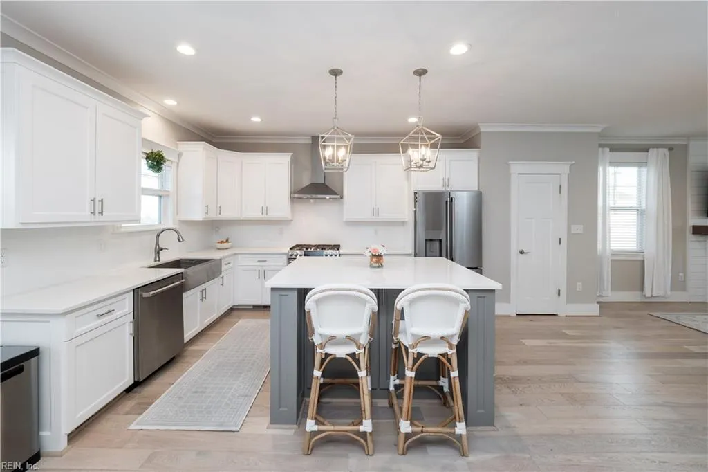 Virginia Beach, Virginia 23451, United States, 4 Bedrooms Bedrooms, ,4 BathroomsBathrooms,Residential,Active,178147