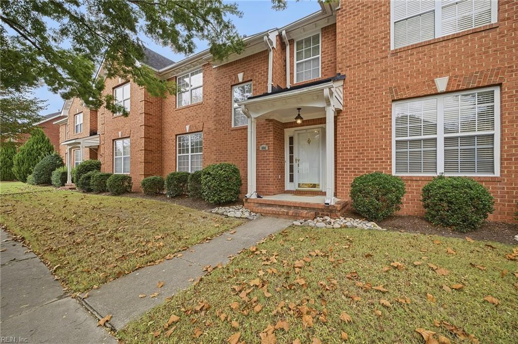Photo of 604 Old Fields Arch, Chesapeake, VA 23320 (MLS # 10657776)