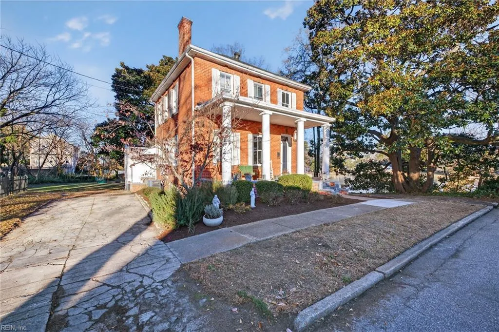 Norfolk, Virginia 23509, United States, 3 Bedrooms Bedrooms, ,2 BathroomsBathrooms,Residential,Active,256578