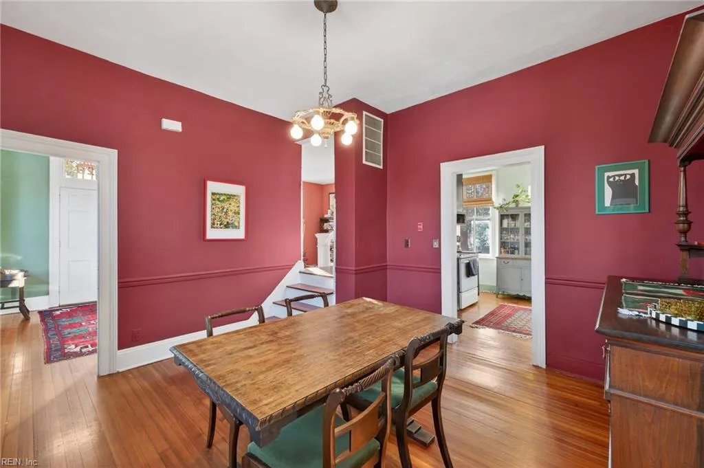 Norfolk, Virginia 23509, United States, 3 Bedrooms Bedrooms, ,2 BathroomsBathrooms,Residential,Active,256578