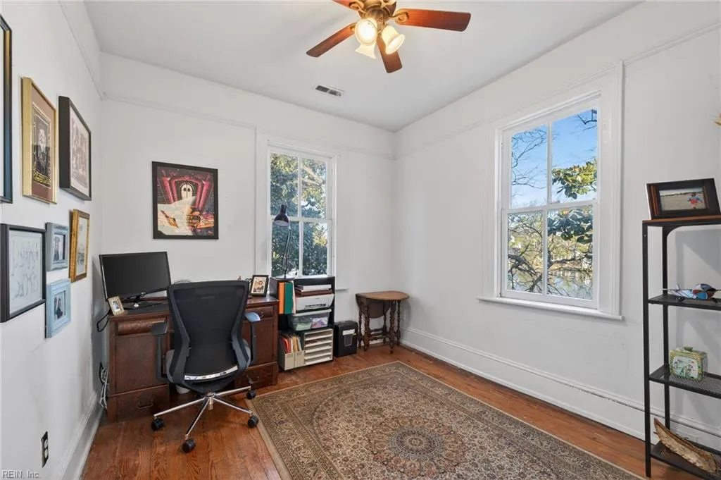 Norfolk, Virginia 23509, United States, 3 Bedrooms Bedrooms, ,2 BathroomsBathrooms,Residential,Active,256578