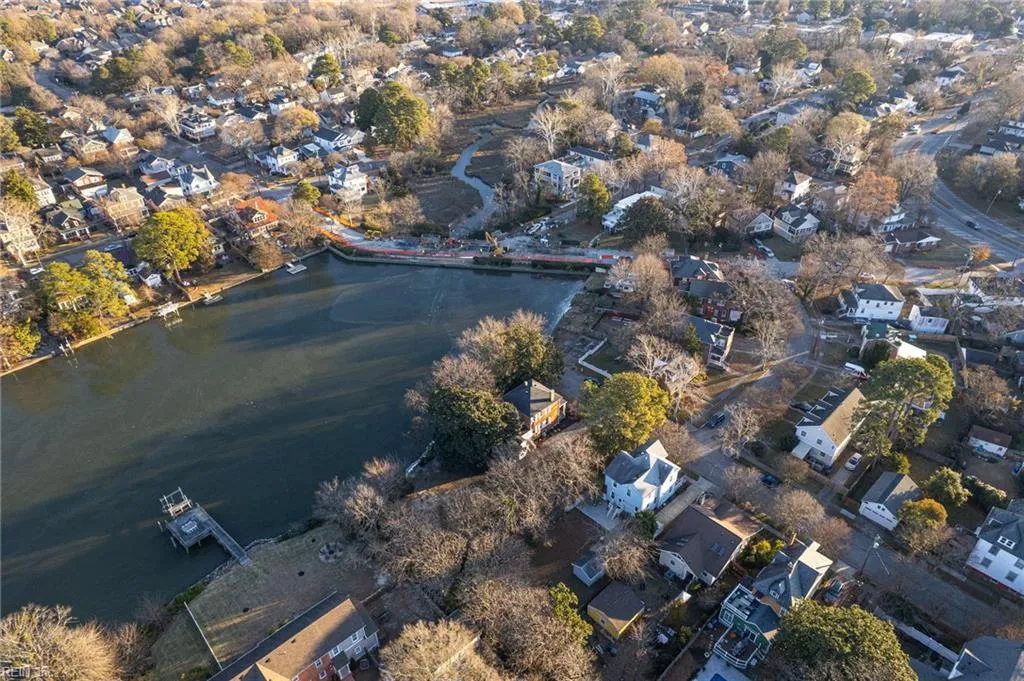 Norfolk, Virginia 23509, United States, 3 Bedrooms Bedrooms, ,2 BathroomsBathrooms,Residential,Active,256578