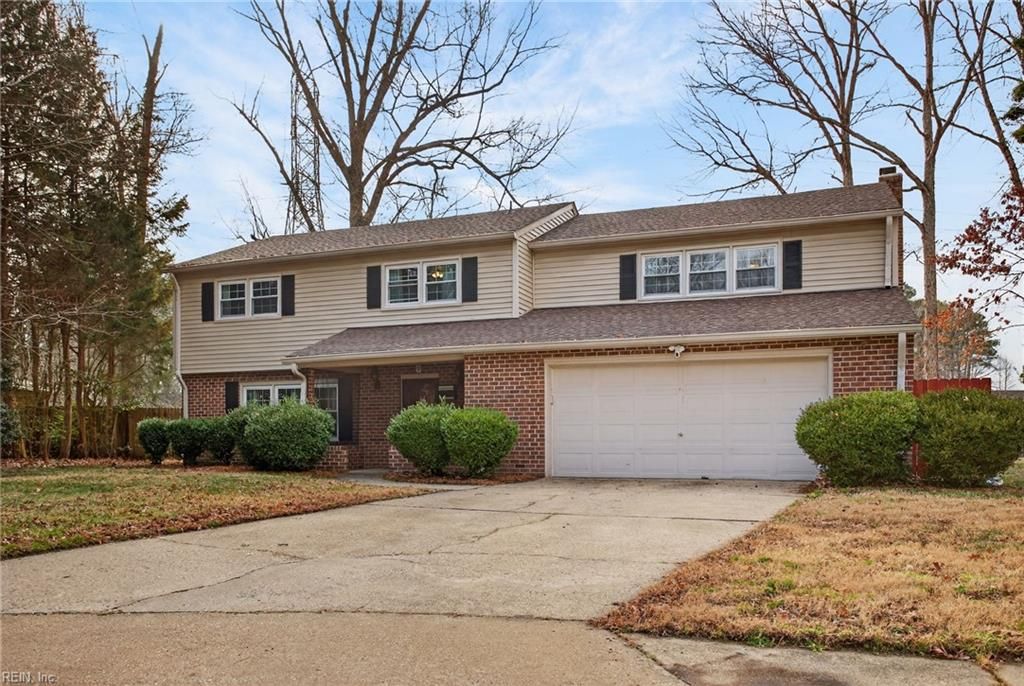 Photo of 9 Fallmeadow Court, Hampton, VA 23666 (MLS # 10620746)