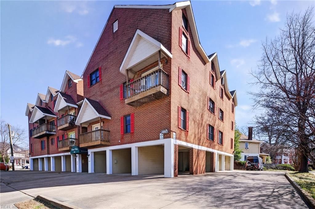 Photo of 849 Baldwin Avenue #1C, Norfolk, VA 23517 (MLS # 10622705)