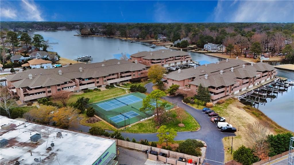 Photo of 700 Oriole Drive #513, Virginia Beach, VA 23451 (MLS # 10613890)