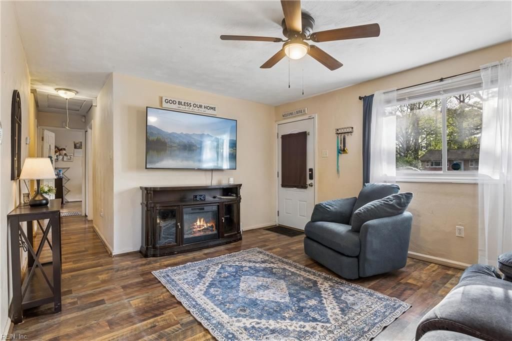 Photo of 618 McLean Street, Portsmouth, VA 23701 (MLS # 10627711)