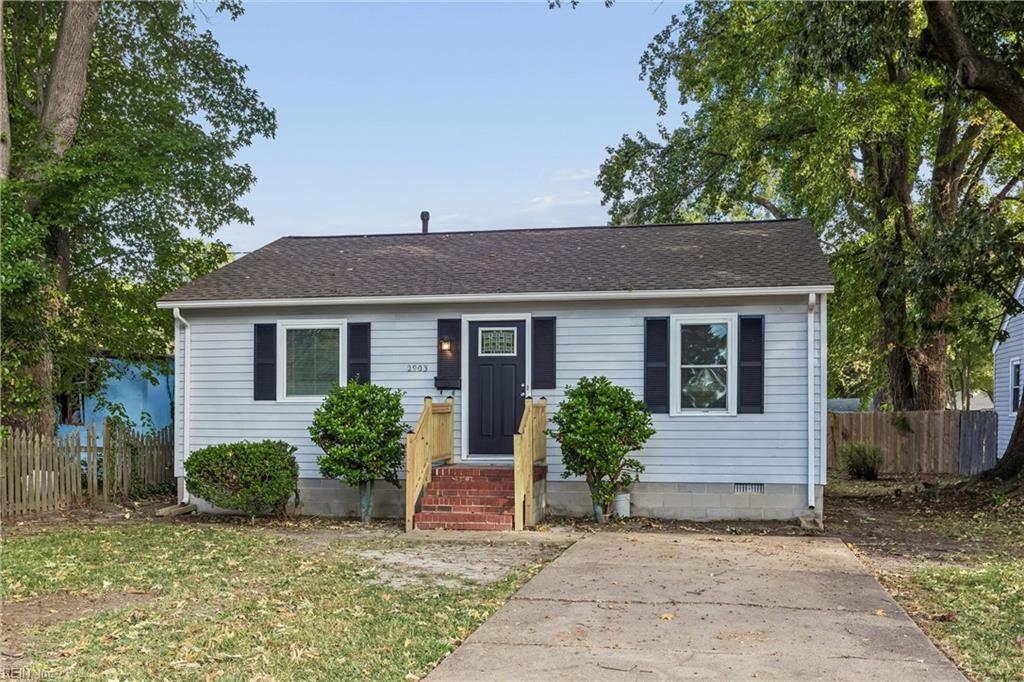 Photo of 2903 Victoria Boulevard, Hampton, VA 23661 (MLS # 10656426)