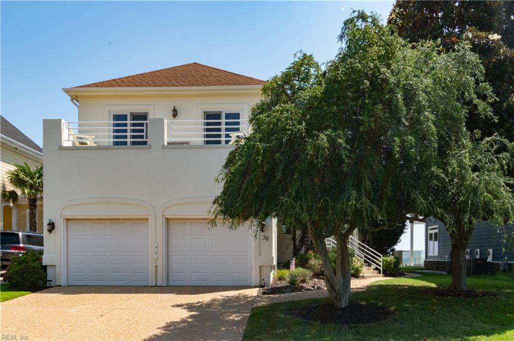 36 Bay Front PL