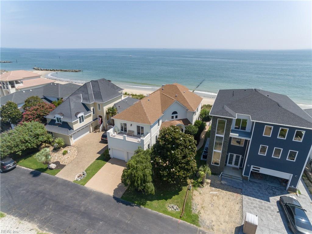 36 Bay Front PL