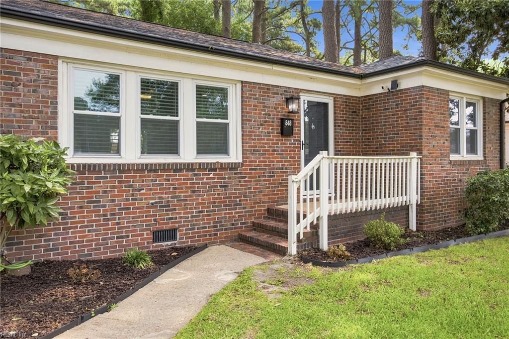 Photo of 848 Townsend Place, Norfolk, VA 23502 (MLS # 10645031)