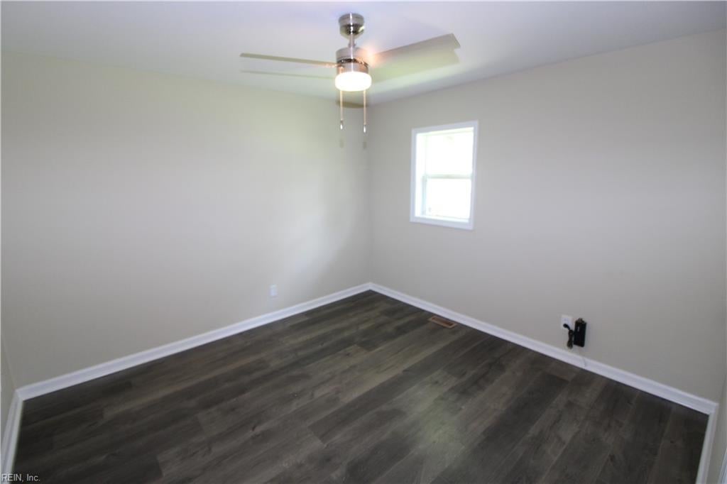 Photo of 6 Snidow Boulevard, Newport News, VA 23608 (MLS # 10655252)