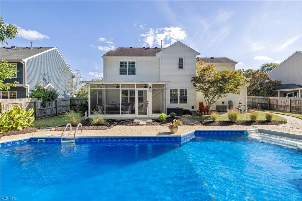 Photo of 952 Gideon Road, Virginia Beach, VA 23454 (MLS # 10653089)