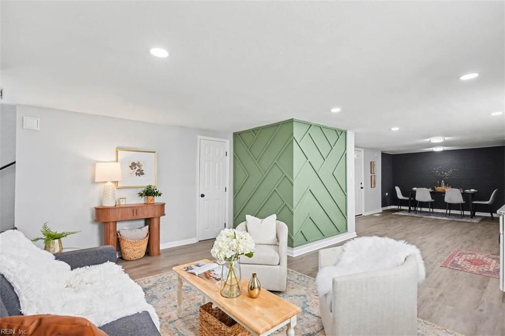 Photo of 27 Maplewood Street, Hampton, VA 23669 (MLS # 10627509)