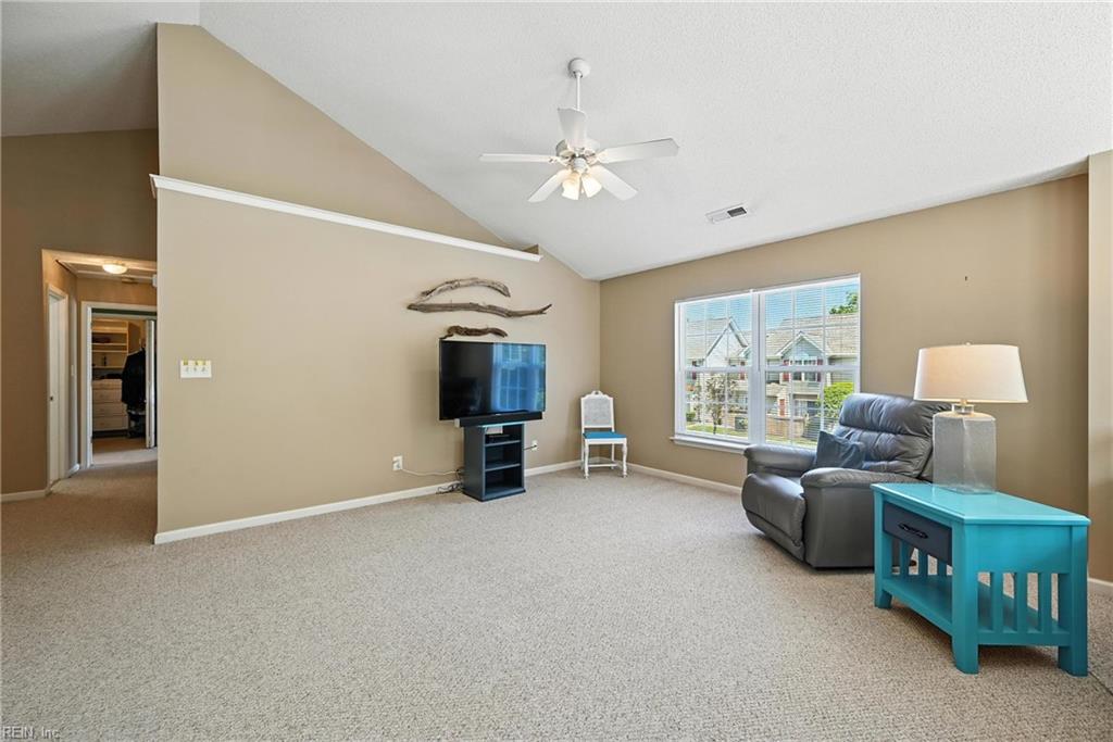 210 Sandy Beach CT