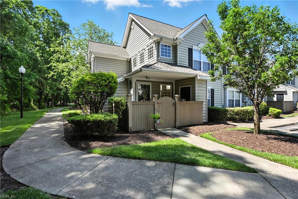 210 Sandy Beach CT