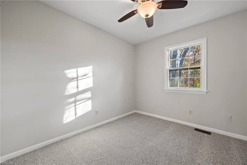 Newport News, Virginia 23606, United States, 3 Bedrooms Bedrooms, ,2 BathroomsBathrooms,Residential,Active,28462