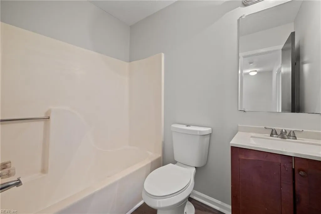 Newport News, Virginia 23606, United States, 3 Bedrooms Bedrooms, ,2 BathroomsBathrooms,Residential,Active,28462