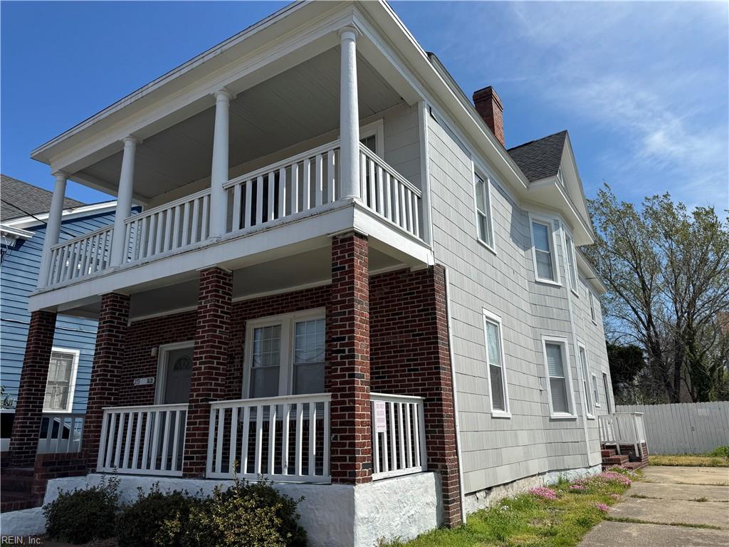 273 Elm AVE