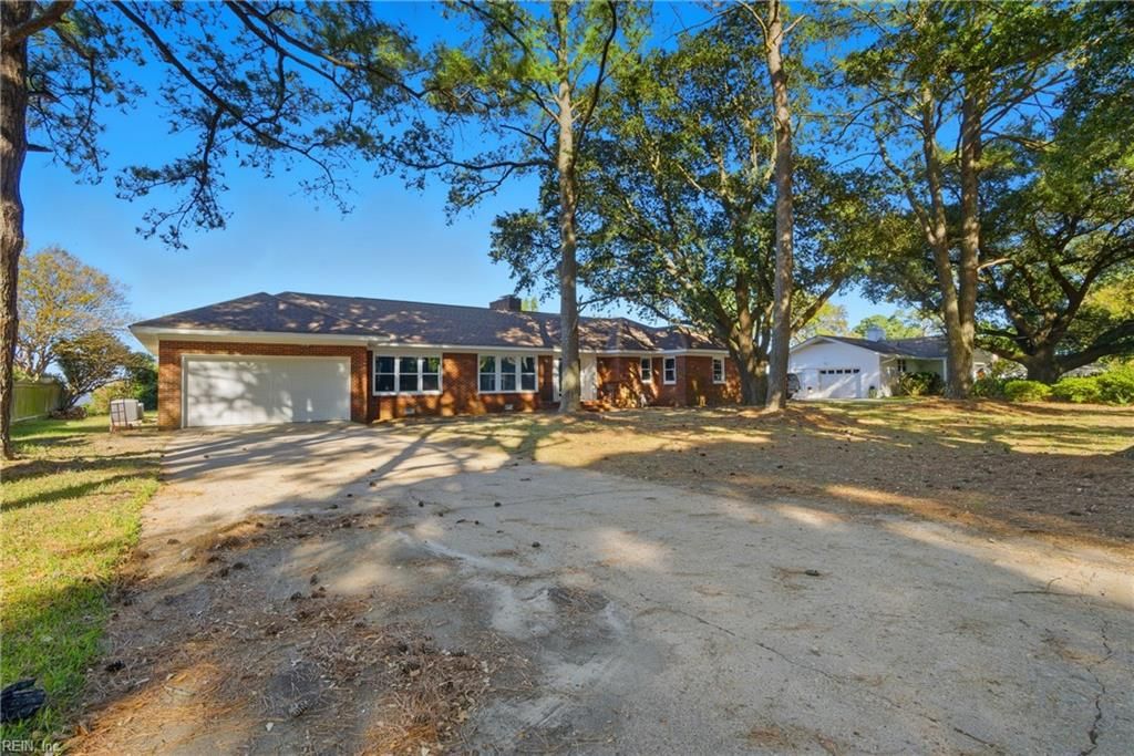 Photo of 4619 River Shore Drive, Portsmouth, VA 23703 (MLS # 10607610)