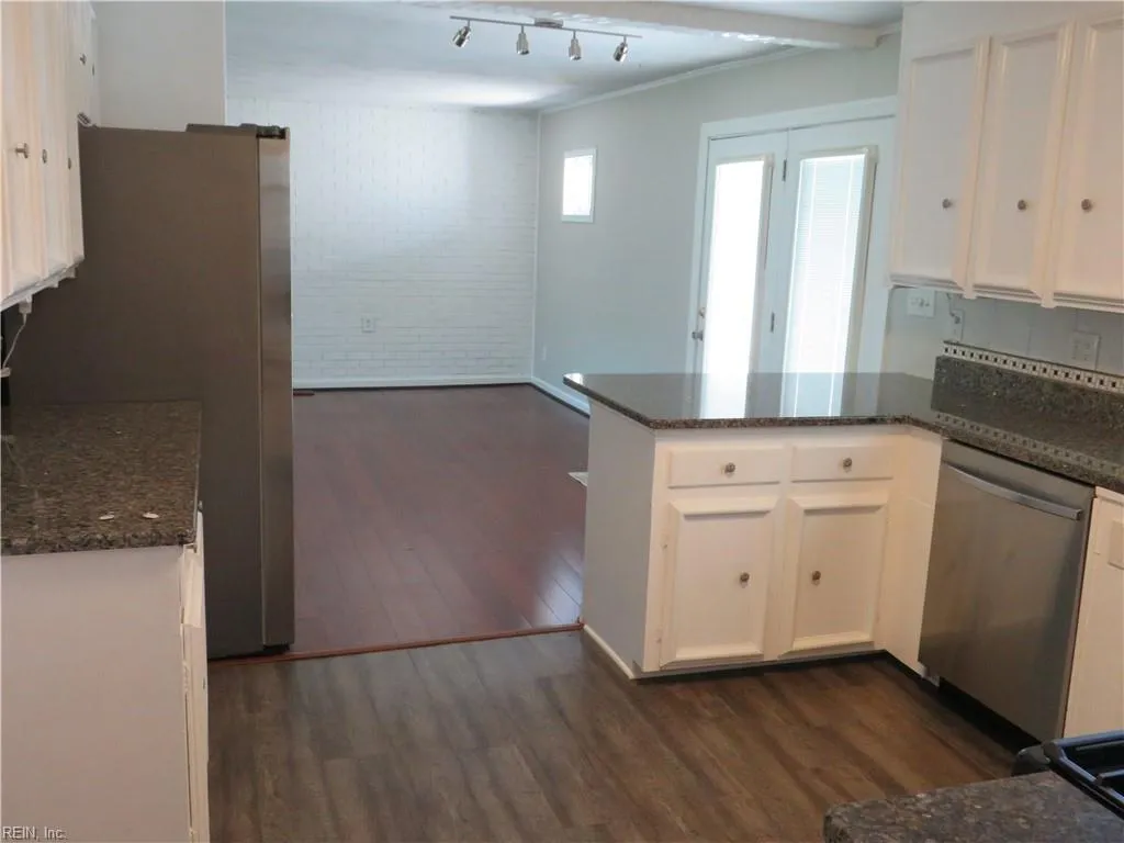 Norfolk, Virginia 23505, United States, 3 Bedrooms Bedrooms, ,2 BathroomsBathrooms,Residential,Active,134868